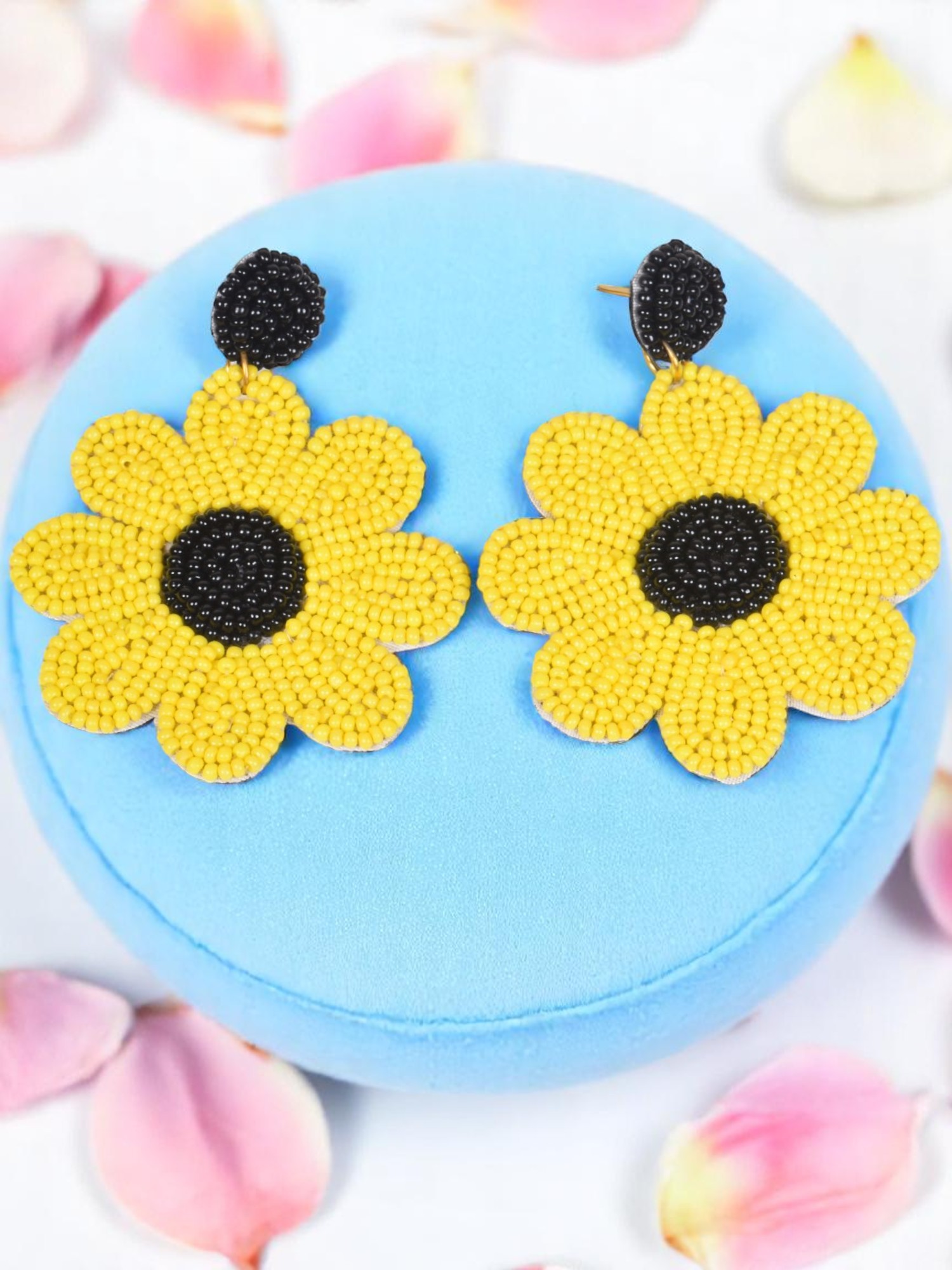 Golden Bloom Daisy Dangle Drop Earrings