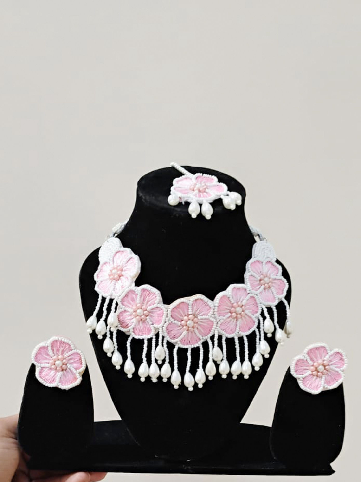 Blossom Grace – Delicate Floral Neckpiece with Earrings & Maang Tikka