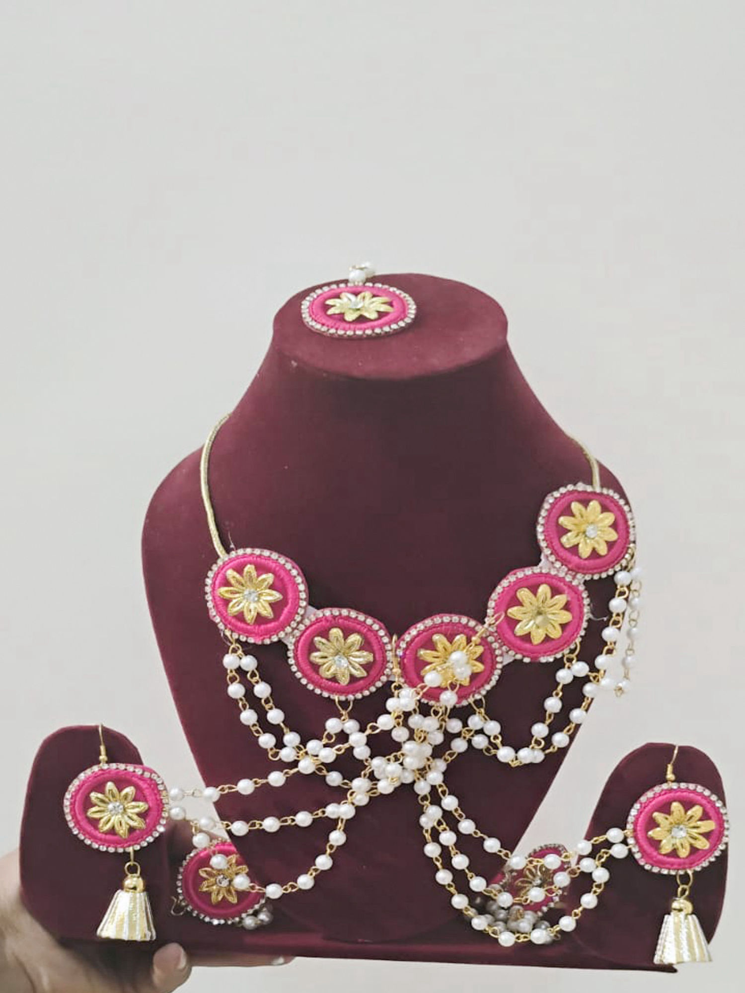 Regal Bloom – Handcrafted Layered Floral Neckpiece Set with Earrings & Maang Tikka