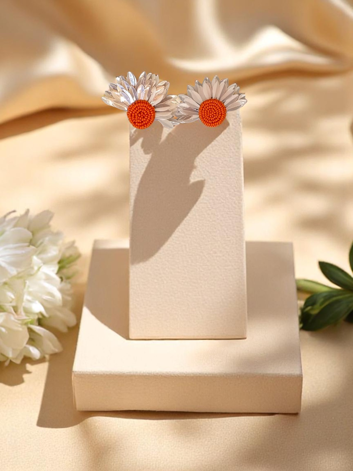 Modern Nature-Inspired Earrings with a Orange-Centered Floral of Color