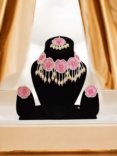 Beautiful Floral Embroidered Neckpiece Set with Pearls